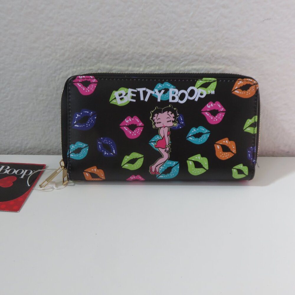 (#U-2)Betty Boop Multi-colored Lip print  Hand wallet